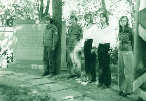 Gedenkfeier Grevesmühlen 1974 Jugendliche Foto Stadtarchiv Grevesmühlen